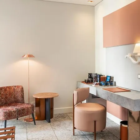 Hotel Convent Square Lisbon, Vignette Collection By Ihg 4*