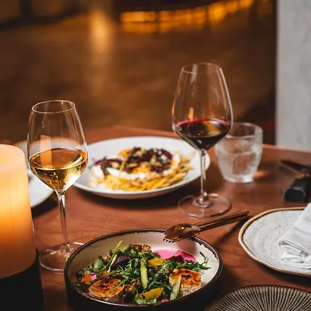 Отель Convent Square Lisbon, Vignette Collection By Ihg