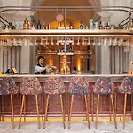 מלון Convent Square Lisbon, Vignette Collection By Ihg 4*